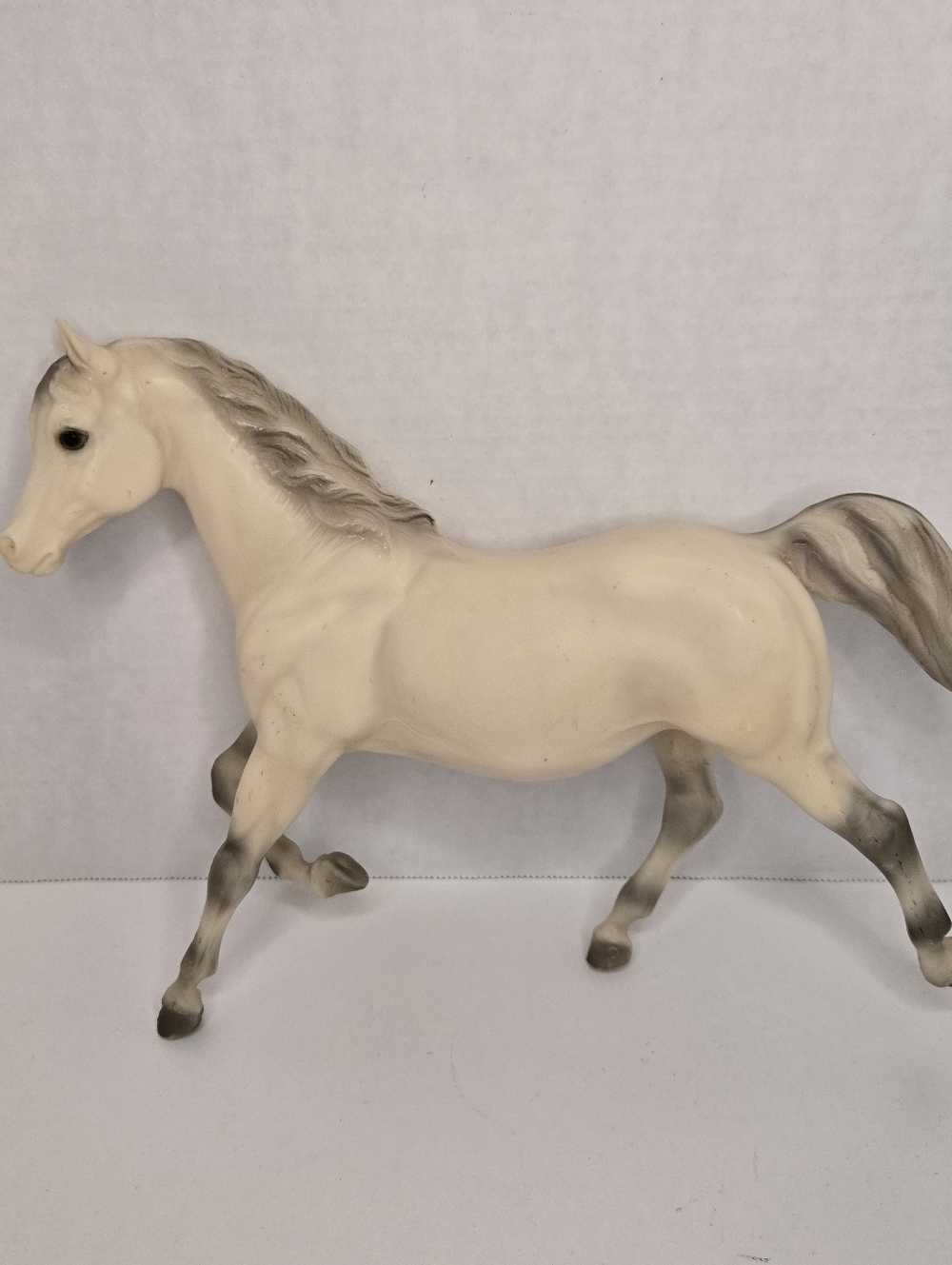 Breyer #710294 Spirit Of The East Alabaster Running Mare 1994 J C Penney